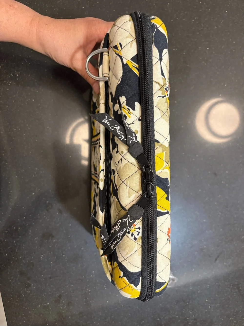 Vera Bradley Dogwood Adjustable E—Reader Hardcase